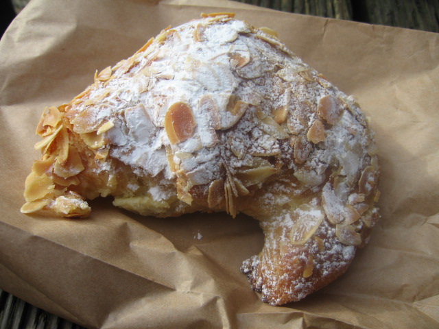 Should've bought a whole bakery box of them...